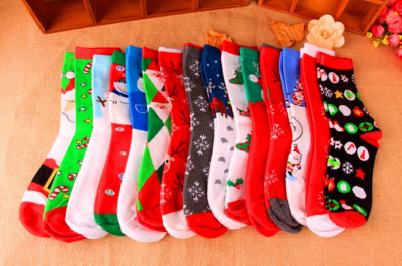 50 Pairs of Women's Cotton Santa Snowflake Christmas Socks
