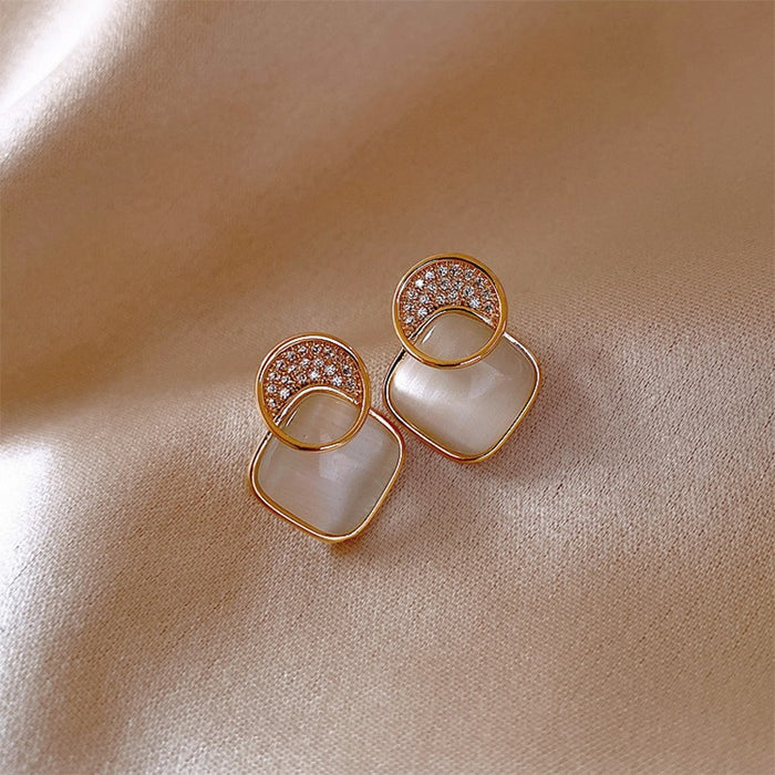 New Simple Fashion Love Small Women's Earrings
