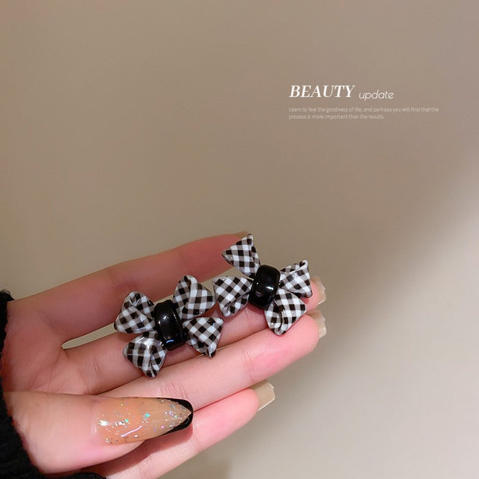 New Fashion Personalized Oil Dripping Checkerboard Love Earrings