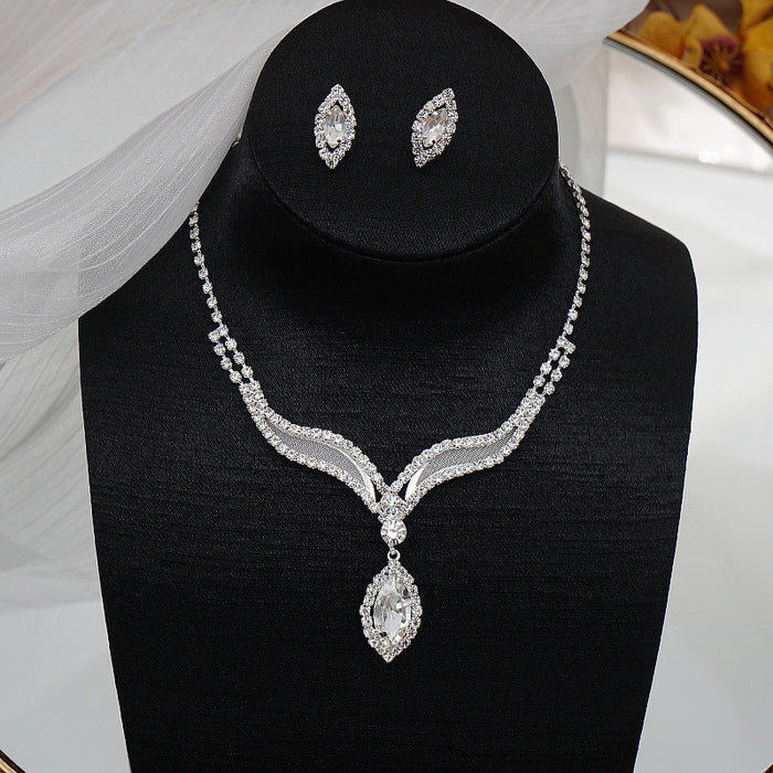 New Jewelry Necklace Set Necklace Earrings Bracelet Three Piece Set