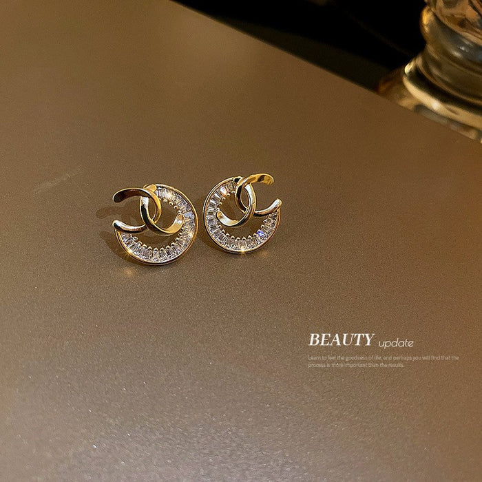 New Women's Jewelry Light Luxury Retro Earrings