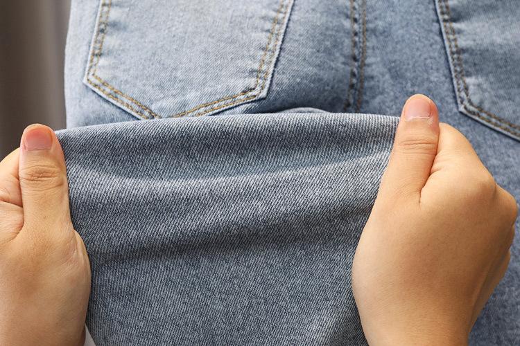 Girls Casual Cartoon Winter Jeans For 2-6 Years