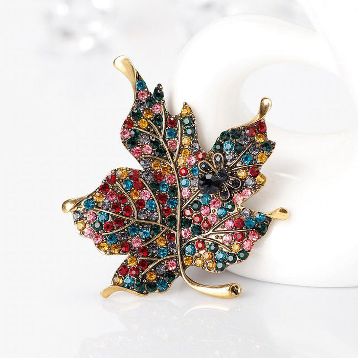 Vintage Maple Leaf Brooch Fashion Botanical Feminine Pin