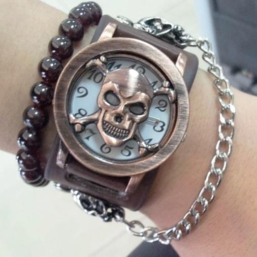 Men's Skull Watch Clamshell Creative Wristwatch Men Bracelet Watches