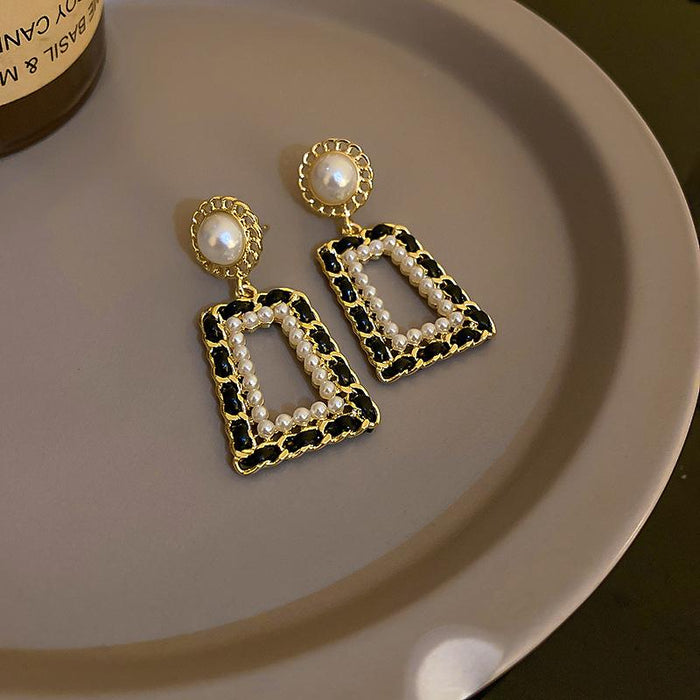 Retro Minority Design Personalized Temperament Versatile Earring