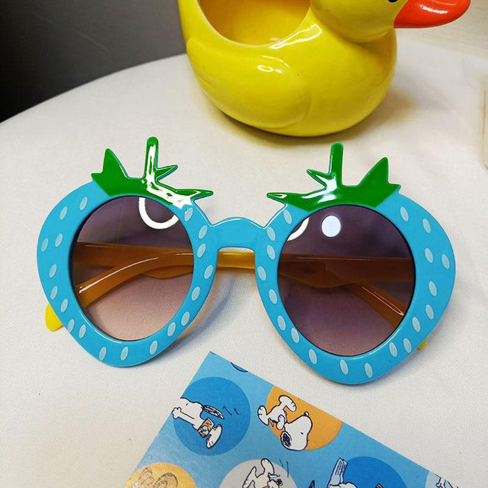 Fashion Cartoon Strawberry Children's Decorative Sunglasses