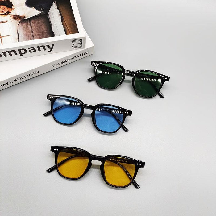 Fashionable Personalized Nail Black Sunglasses