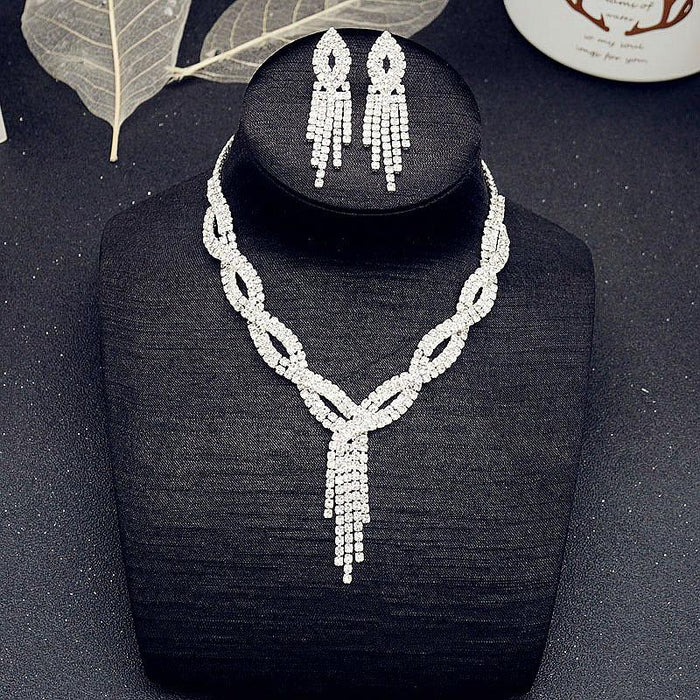 Fashionable and Versatile Women's Jewelry Necklace Earring Set