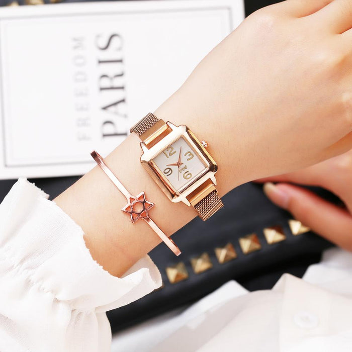 Women Watches Magnetic buckle Quartz Wristwatch
