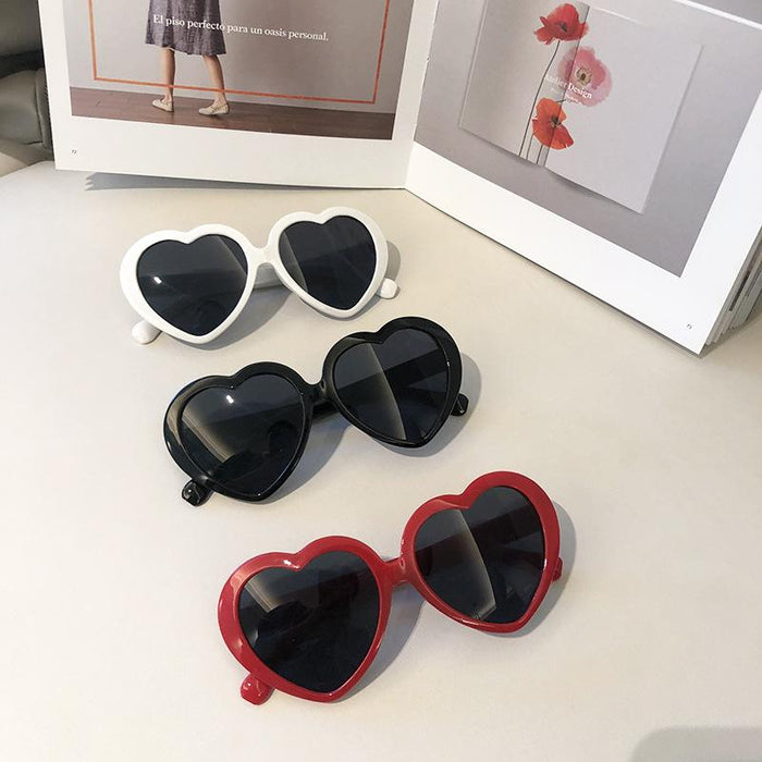 Lovely Simple Love Frame UV Proof Sunglasses