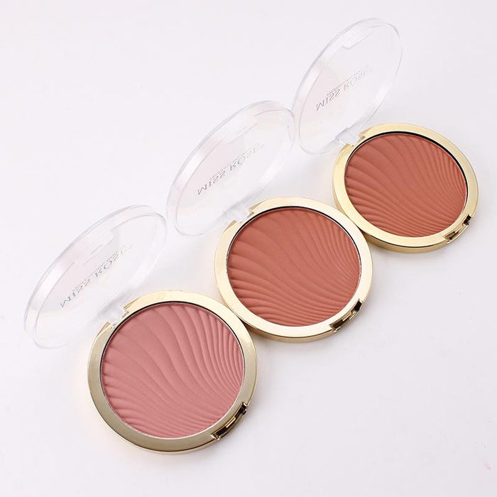 Single colour matte blush blush