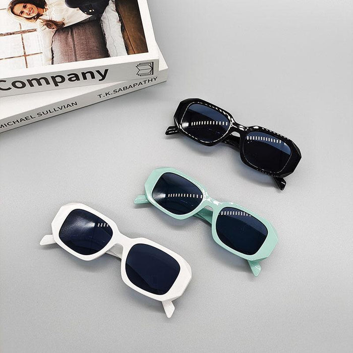 Personalized Retro Fashion Irregular Sunglasses