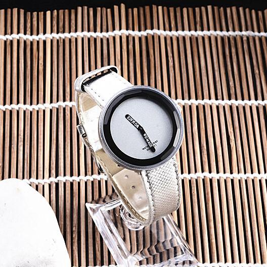 Fashion Women Quartz Leather Strap WristWatch