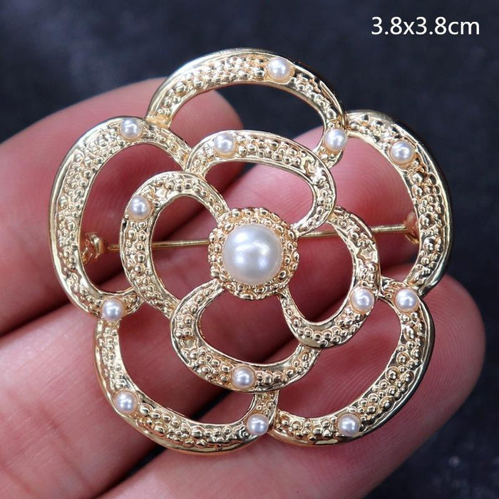 Multi Styles of Exquisite Brooch Vintage Women's Suit Accessories