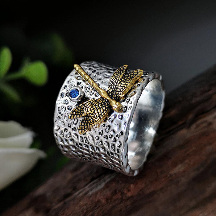 Vintage Creative Golden Dragonfly Ring