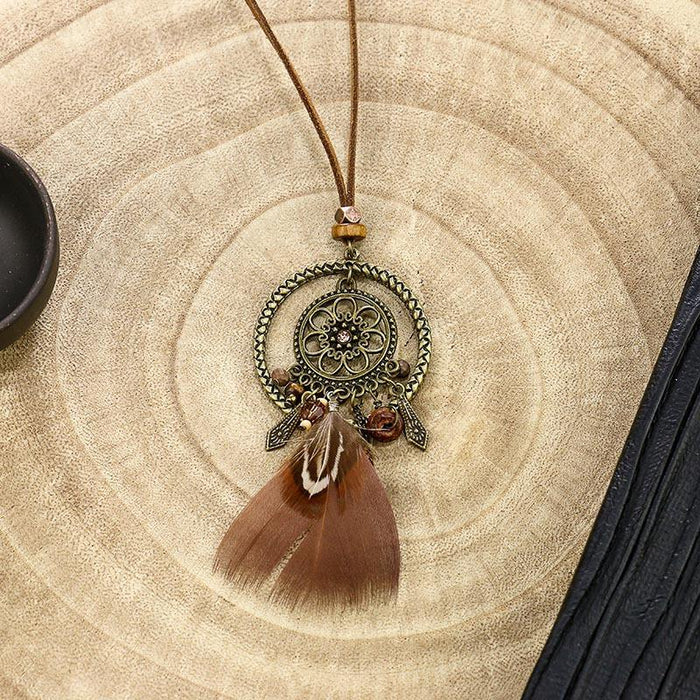 Women's Vintage Hollow Round Feather Necklace