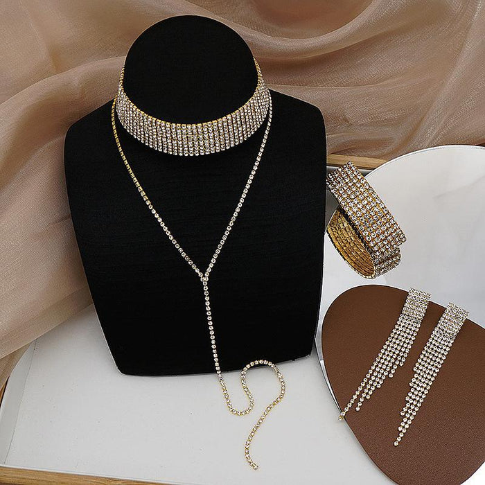 Simple Fashion Ladies Jewelry Bracelet Earring Necklace Three Piece Set