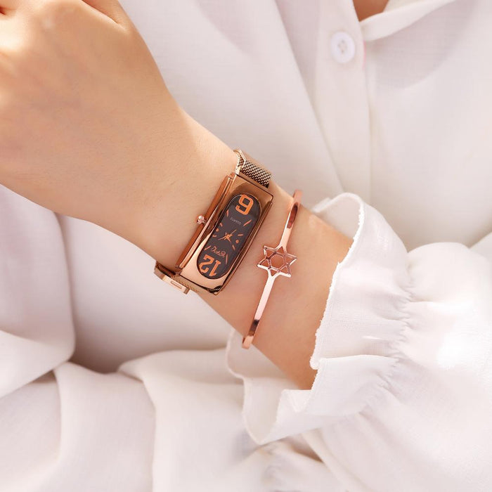 Women Watches Magnetic buckle Quartz Wristwatch