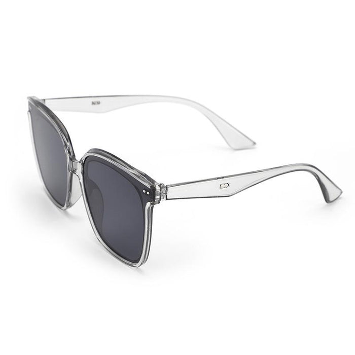 Men's and women's sunscreen Sunglasses