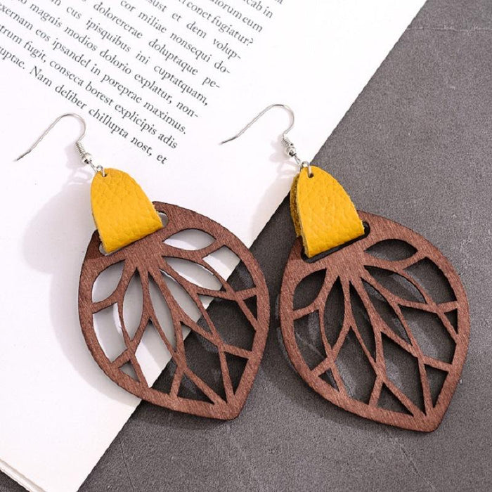 New Floral Pattern Cutout Wood Women's Earrings