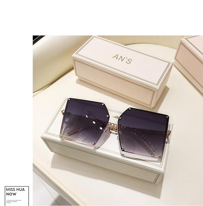 Metallic framed Tan Sunglasses