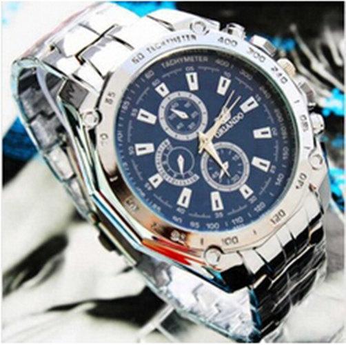 Man Watches Quartz Silver color Stainless Steel Wristwatch