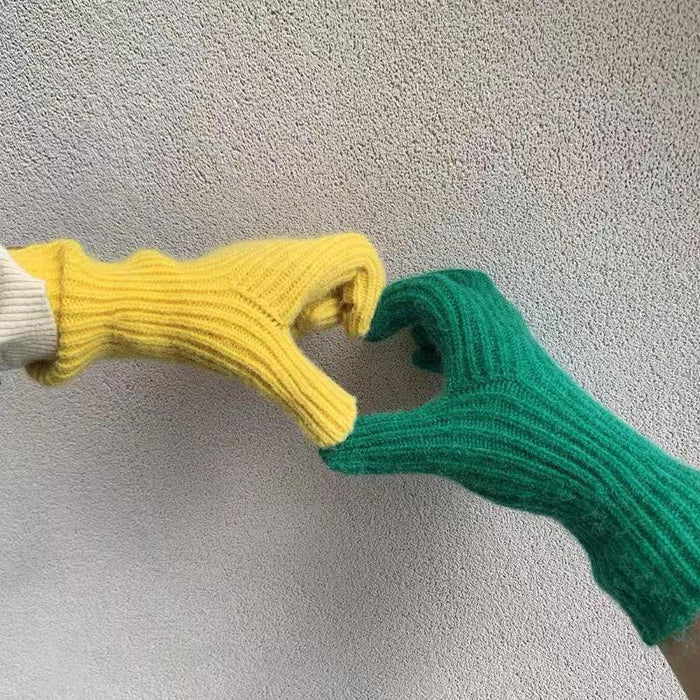 New Touch Screen Gloves for Playing Phone W