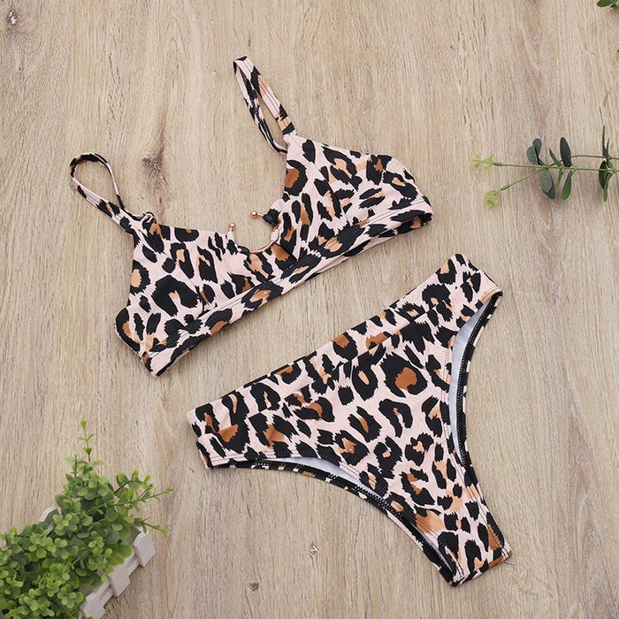 Sexy Bust Half Ring Split Bikini