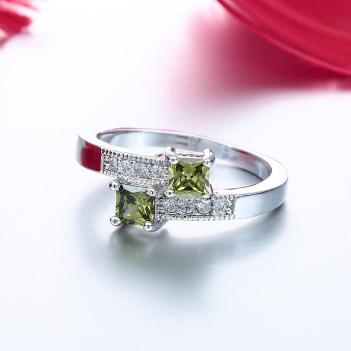 Fashion Women's Olive Zircon Wedding Rings