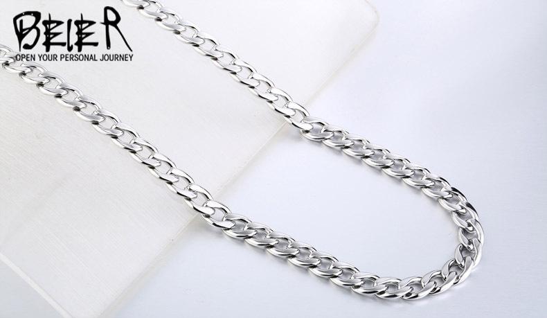 Titanium steel men's necklace woven water wave chain personalized fashion men's and women's Necklace