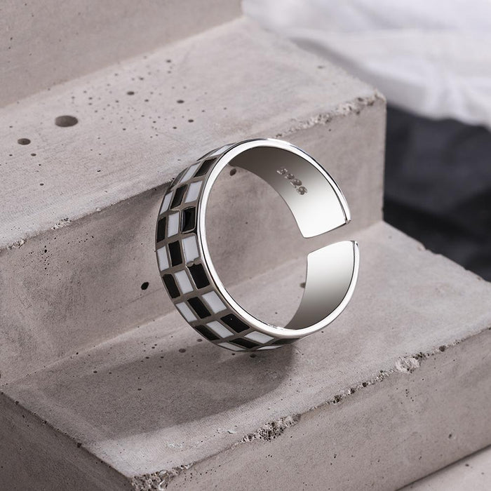 New Black and White Chessboard Geometric Opening Ring
