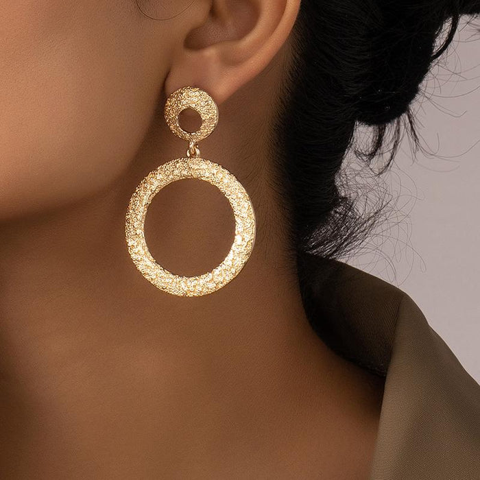 New Fashion Personality Metal Texture Pop Earrings