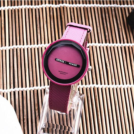 Fashion Women Quartz Leather Strap WristWatch