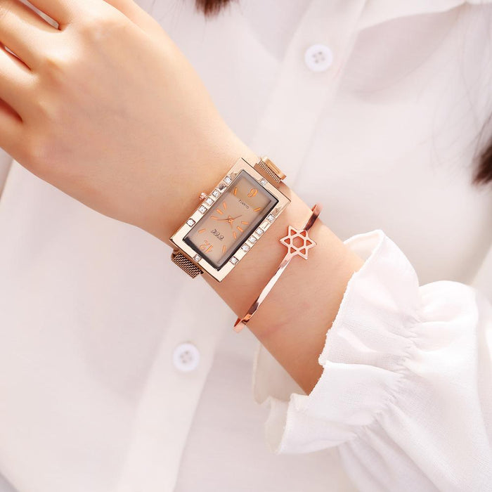Women Watches Magnetic buckle Quartz Wristwatch