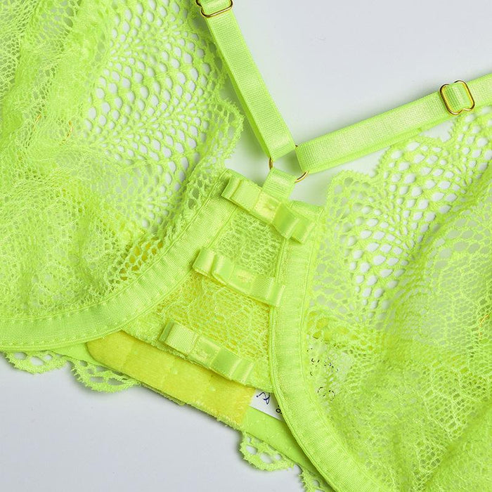 Women's Lace Stitching Sexy Garter Lingerie Three-piece Set