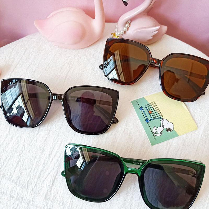 Women's Retro Metal Hinged Cat's Eye Sunglasses