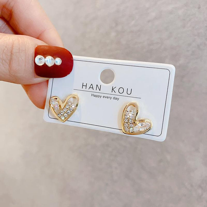 New Simple Fashion Love Small Women's Earrings