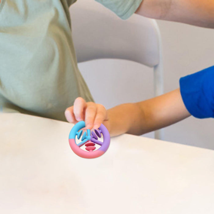New anti-stress finger grip toy to relieve stress and fidget