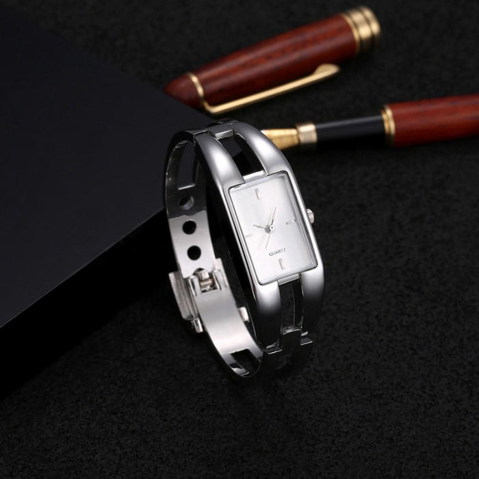 New Women Watch Bracelet Quartz Watches Bangle Watches