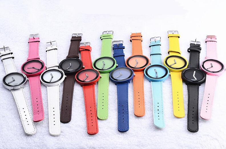 Fashion Women Quartz Leather Strap WristWatch