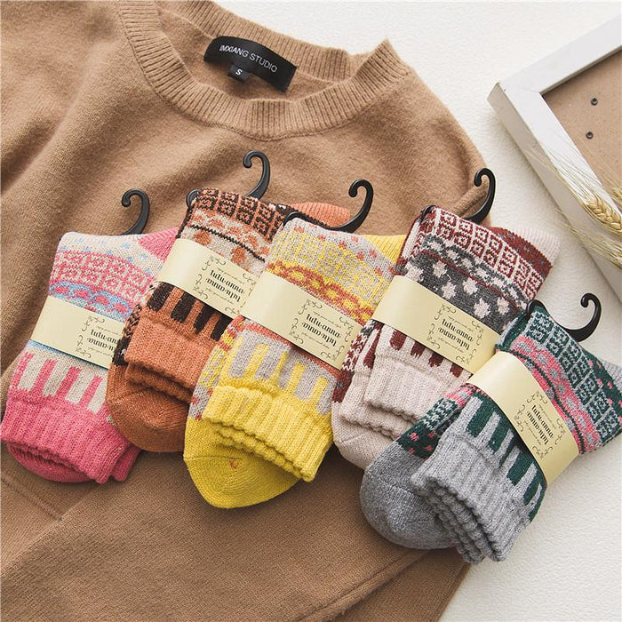 5 Pairs Winter Thick Warm Wool Women Cross Flower Socks