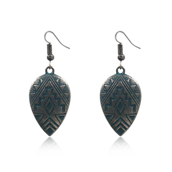 Women's Vintage Heart Shaped Alloy Pendant Hook Earrings