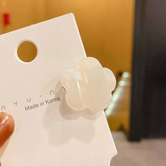 Flower clip bangs hair catch