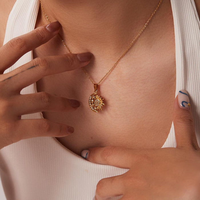 High Quality Vintage Titanium Steel Heart Shape Necklace