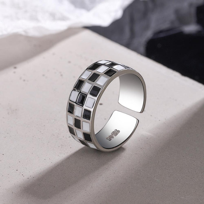 New Black and White Chessboard Geometric Opening Ring