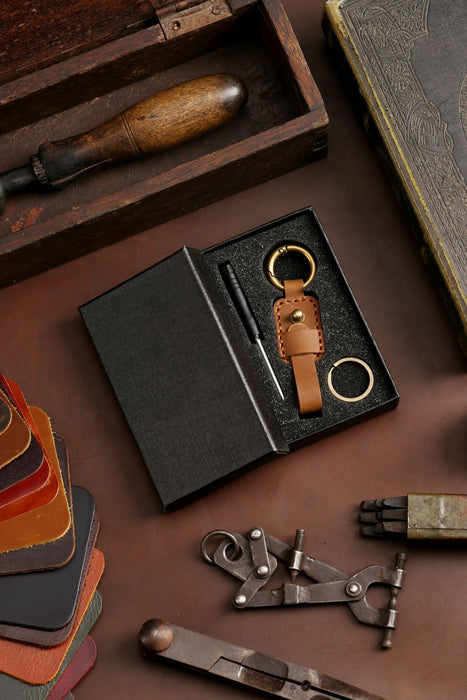 Fashion Simple Multicolor Leather Keychain