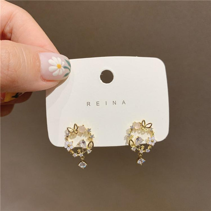 New Simple Fashion Love Small Women's Earrings