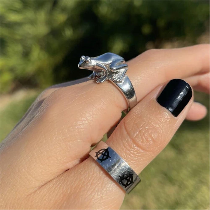 Gothic Punk Heart Grog Skull Rings