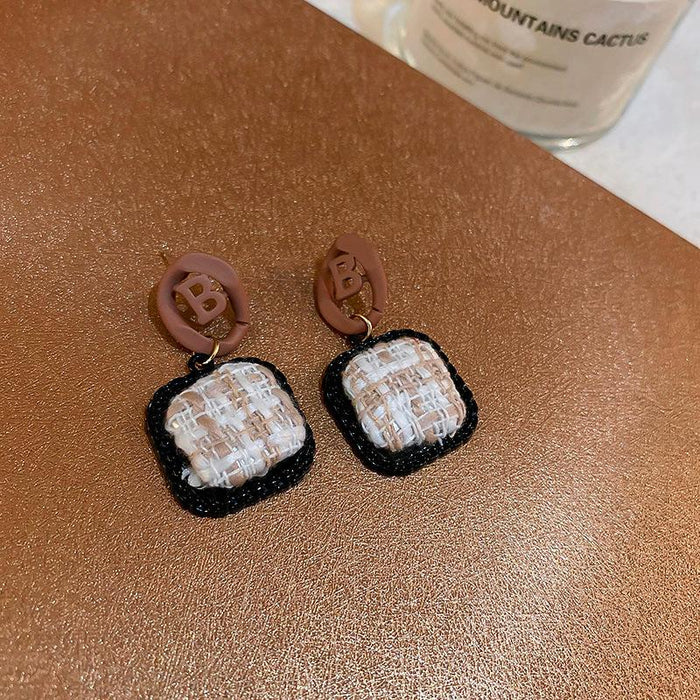 New Fashion Personalized Oil Dripping Checkerboard Love Earrings