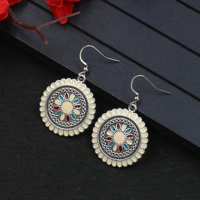 Fashionable Round Shape Earrings